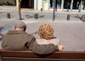 Barcelona creará cuatro centros para agilizar los trámites en dependencia
