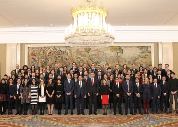 El Rey recibe a estudiantes y jóvenes investigadores becados por Iberdrola