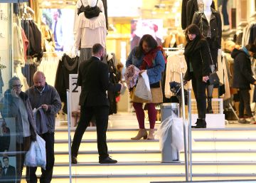 Les grans marques avancen les rebaixes de gener del comerç en línia