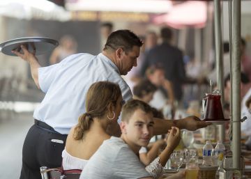 L’atur baixa a Catalunya en 6.720 persones i se situa en 411.461 persones
