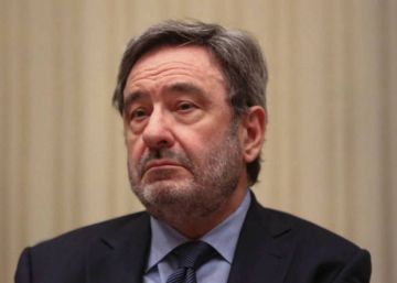 El jutge cita Narcís Serra com a imputat pel forat de Catalunya Caixa