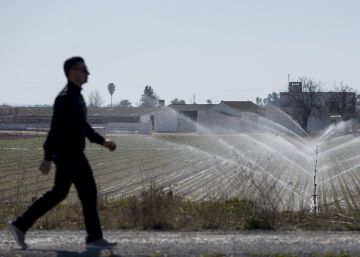 Pesca de basura, agua reutilizada y obsolescencia: así es el primer plan de economía circular de España