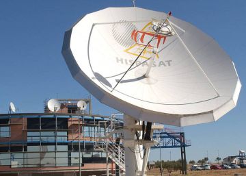 El Gobierno autoriza a Abertis y al CDTI comprar el 33,7% de Hispasat