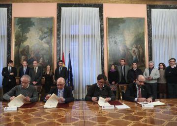 Hacienda pacta la subida de sueldos públicos y evita otro frente de conflicto