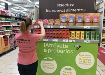 Carrefour lanza en España alimentos fabricados con grillos y gusanos