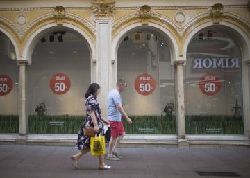 Las ventas de ropa caen un 2,3% en 2018 tras cuatro años de crecimiento