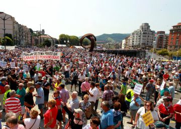 Los pensionistas vascos vuelven a la carga: se manifiestan en Bilbao para exigir prestaciones mínimas