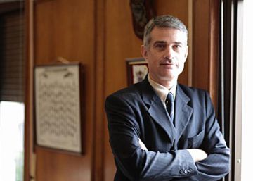 Los altos funcionarios piden extender su mandato por ley para evitar “dedazos” al cambiar el Gobierno