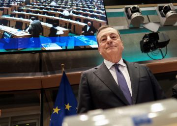 Mario Draghi ve una recuperación “vigorosa” de la inflación por el crecimiento salarial