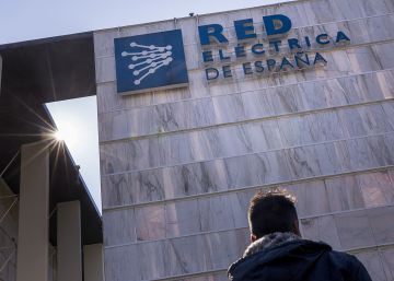 Red Eléctrica aparca la compra de Hispasat y prevé invertir 7.000 millones en modernización