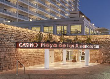 Tenerife vende sus tres casinos, los últimos de propiedad pública en España