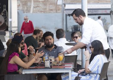 ¿Por qué es clave que el paro baje de la barrera del 15%? Afecta al futuro de dos tipos de contratos