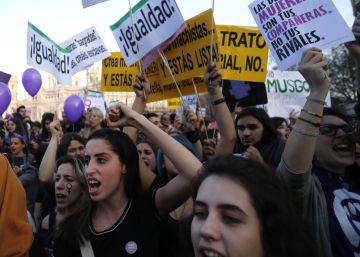 Las europeas trabajan ‘gratis’ desde hoy hasta final de año porque ganan un 16% menos que los hombres