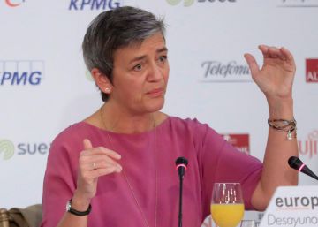 La comisaria de competencia defiende que sería mejor pactar una ‘tasa Google’ global