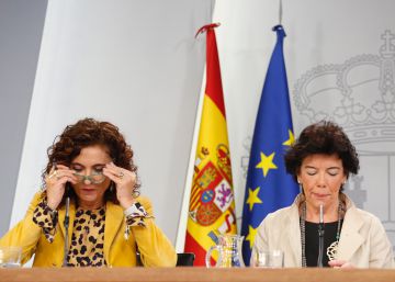 New decree forces Spanish banks to pay controversial mortgage tax