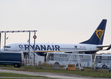 Francia requisa un avión a Ryanair y logra que le devuelva una subvención