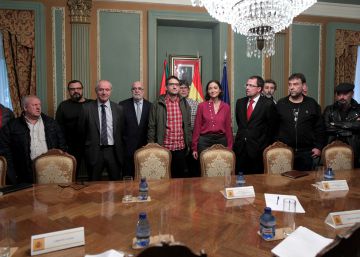 Los Gobiernos central y vasco negocian con un armador holandés para salvar La Naval