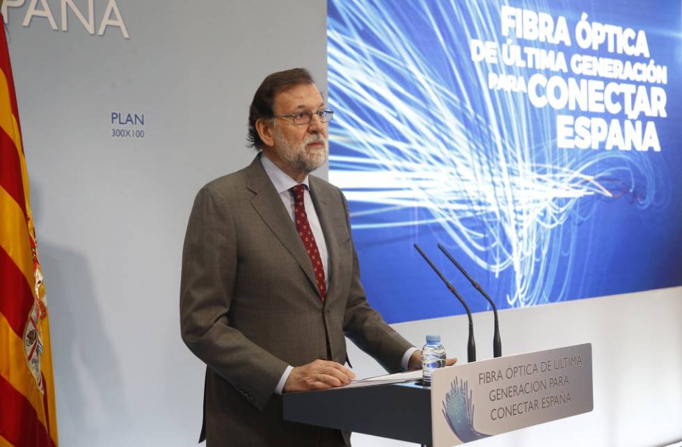 Rajoy presenta el plan 300x100 en Teruel, en marzo de 2018.
