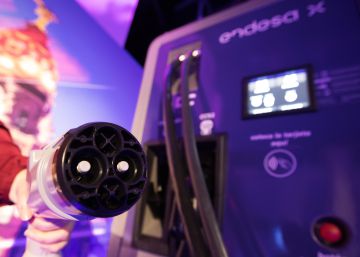 El plan de Endesa para “democratizar” el coche eléctrico: 8.500 puntos de recarga públicos y 100.000 privados