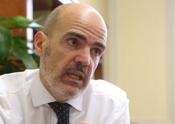“Estudiamos cómo ayudar a los que no pueden permitirse opositar”