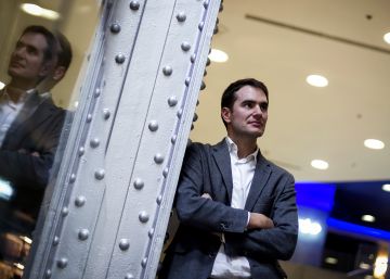 “La tecnología no está destruyendo empleos, está sustituyendo perfiles”