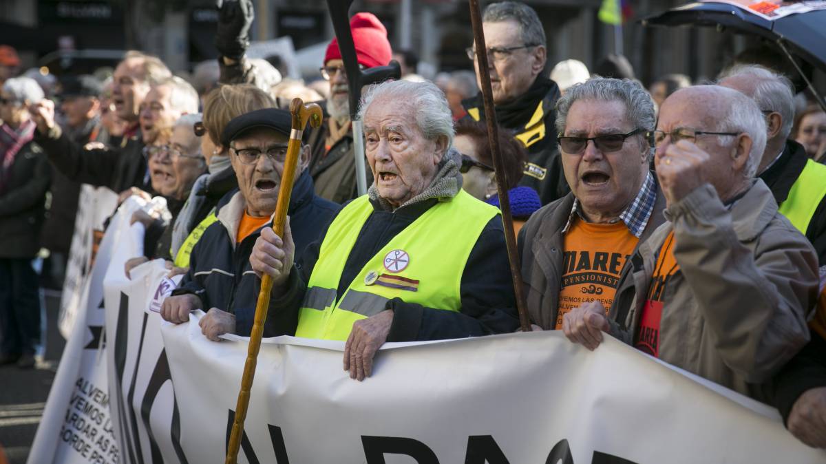 Jubilados y pensionistas en una manifestación.