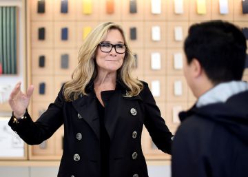 La ejecutiva que pilotó el plan de expansión de tiendas de Apple deja la compañía