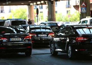 Aragón se suma a Cataluña y obligará a contratar los VTC con 15 minutos de antelación