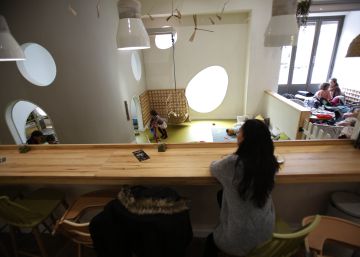 ¿Por qué las mujeres siguen conciliando más que los hombres?