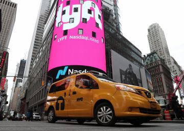Lyft, el rival más potente de Uber, se estrena en Wall Street con una fuerte subida