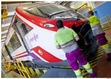 Renfe registra los mayores beneficios de su historia: 111 millones gracias a la subida de viajeros y las subvenciones