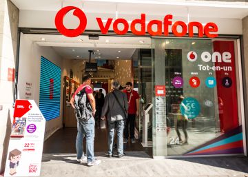Vodafone agita el mercado con las primeras tarifas de móviles con llamadas y gigas ilimitados