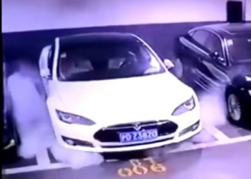 Tesla investiga la supuesta explosión espontánea de uno de sus coches en Shanghái