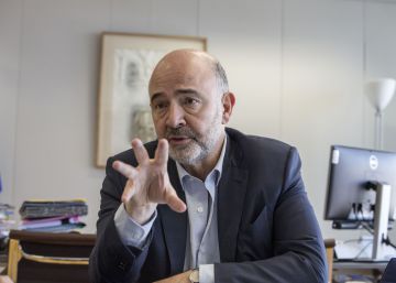 Moscovici: “Tras los grandes sacrificios, llega la hora de subir los salarios”