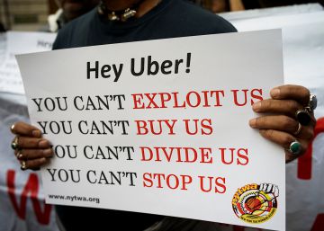 Los conductores de Uber protestan en EE UU antes del estreno bursátil