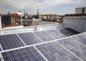 ¿Tiene placas solares en casa? Una web le informará de lo que puede ‘ganar’ vendiendo lo que le sobre