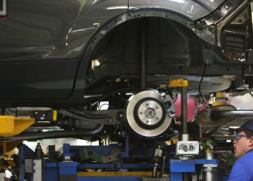 Ford reducirá en más de 100 unidades su producción diaria de vehículos desde septiembre