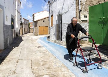 “De cien vecinos que éramos ya solo quedamos dos”
