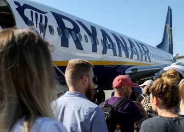 La justicia bloquea la huelga de pilotos de Ryanair en Irlanda, pero mantiene la de Reino Unido