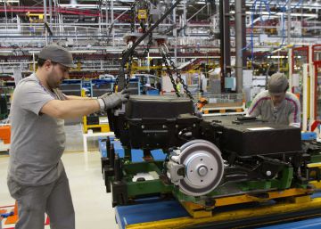 El FMI concluye que la reforma laboral impulsa el empleo aunque lo precariza El FMI concluye que la reforma laboral impulsa el empleo aunque lo precariza