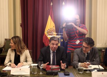 El Gobierno calcula que los aranceles golpearán las exportaciones con 200 millones al año