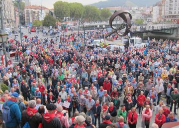 La subida de sueldo a los funcionarios, las pensiones y otras partidas sociales elevan el gasto en 5.069 millones