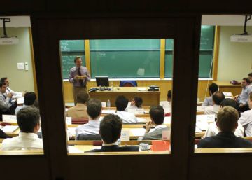 Clase de un máster en el IESE Business School en Madrid.