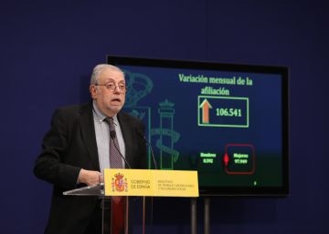 Trabajo envía información a los mayores de 60 años con la base de cotización