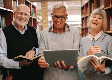 ¿Quieres volver a estudiar? Conoce la oferta de cursos para mayores de 50