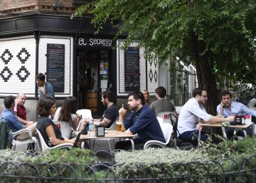 España sigue cerrando bares: desaparecen 2.400 al año desde 2010