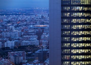 Madrid extiende su tela de araña para controlar la economía española Madrid extiende su tela de araña para controlar la economía española