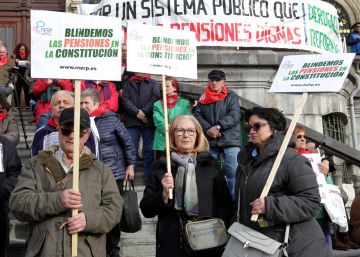El Gobierno prevé subir las pensiones un 0,9% en el primer Consejo de Ministros de este martes El Gobierno prevé subir las pensiones un 0,9% en el primer Consejo de Ministros de este martes