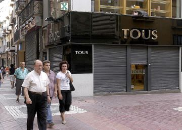 Tous, investigada per farcir les joies amb plàstic