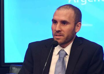 Argentina negocia con directivos del FMI en Nueva York el futuro de su deuda